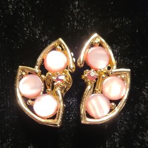 Vintage Tara Clip-on Earrings